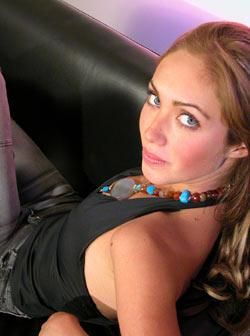 AnNy~aNtEs De RBD - asta e cv mai........ :-$personala...:-$ - Anahi