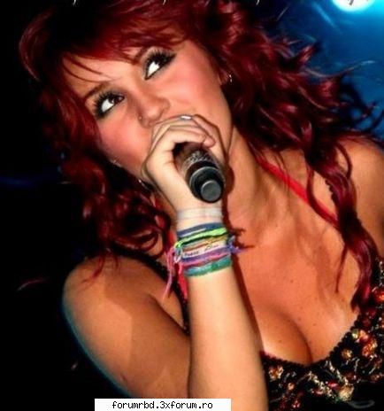 Concerte - sper ca na fost pusa - Dulce Maria