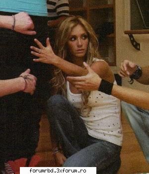 Poze - ensanaba algo :D:) - Anahi
