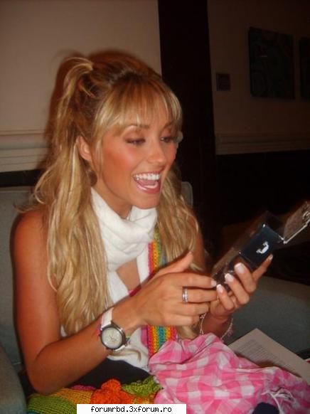 Poze - no se que hacia - Anahi