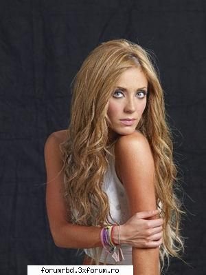 Poze - empecar desde cero - Anahi