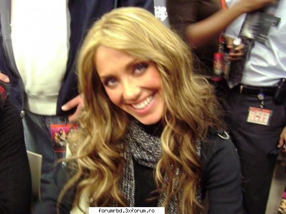Poze - micsunica - Anahi