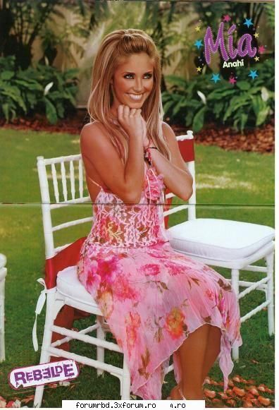 mia colucci - Any - Anahi